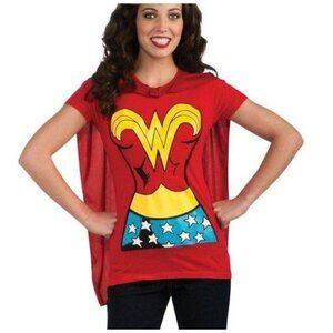 Wonder Woman Red T-Shirt With Attached Cape Size Medium 100% Cotton Costume NWOT